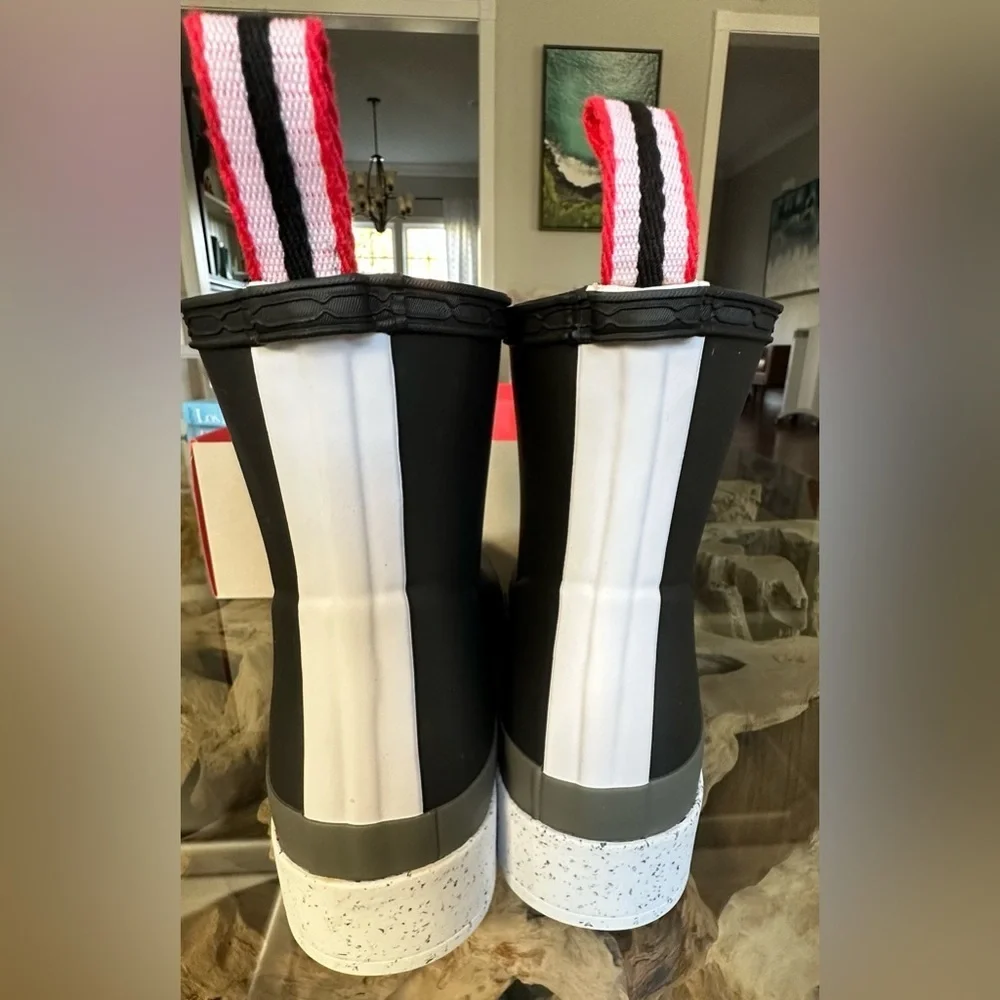 RARE HUNTER NWT ORIGINAL PLAY SPECKLED PLATFORM RAIN BOOT (Women) in Onyx